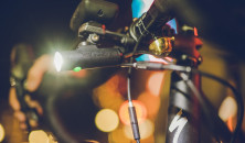 Фара передня Lezyne CLASSIC DRIVE XL 700 люменів Y13 срібляста