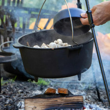 Казан з кришкою Bo-Camp Dutch Oven Cast Iron 31 cm / 7.1 L Black (22122415)