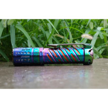 Ліхтар ручний AceBeam E70-TI, райдуга