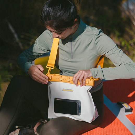 Сумка водонепроникна Naturehike CNK2300BS016, 2,6 л, жовта