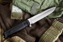 Ніж Kizlyar Supreme Delta сатин, сталь AUS8, Камо піхви