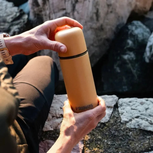 Термос PRIMUS Classic Light Vacuum Bottle 0.5 L stone gold