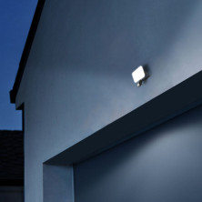 Прожектор VIDEX F3 30W 5000K з датчиком руху 220V Black (VLE-F3-0305B-S)