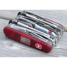 Ніж Victorinox Swiss Champ Xavt 1.6795.XAVT