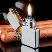 Запальничка Zippo Brushed Chrome Armor 162