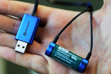 Зарядний пристрій Olight Magnetic UC