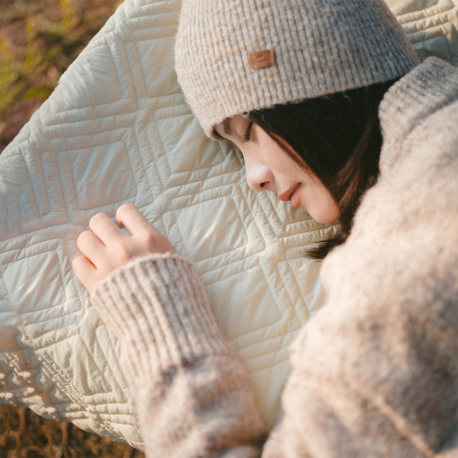 Ковдра з підігрівом Naturehike CNK2450PJ015, 95х190 см, бежева