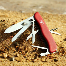 Ніж Victorinox OUTRIDER червоний 0.9023