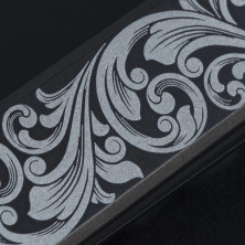Ніж Ocaso Solstice, Engraved titanium Scroll Pattern, Black