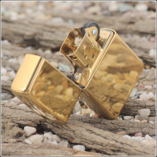 Запальничка Zippo High Polish Brass Armor 169