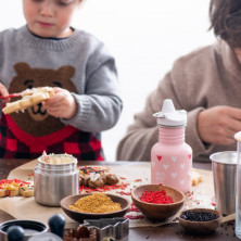 Пляшка для води Kid Kanteen Classic Sippy Cap Millennial Hearts Matt 355 мл