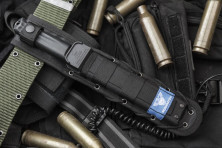 Ніж Kizlyar Supreme Feldjager чорний, сталь AUS8, чорні піхви