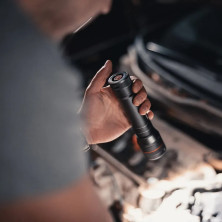 Ліхтар ручний Nebo Newton 1000 люмен (NB NEB-FLT-0016-G)