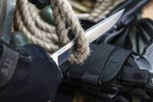 Ніж Kizlyar Supreme Intruder сатин, сталь 440C, рукоять микарта