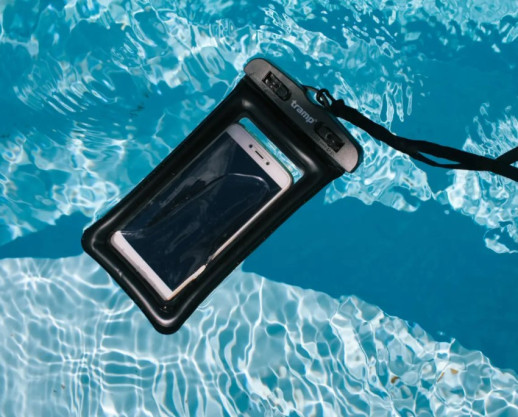 Гермопакет для мобільного телефону плаваючий (107 х 180) Tramp TRA-277