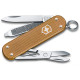 Ніж Victorinox Classic SD Alox кольору мокрий пісок 06221.255 Г