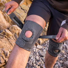 Бандаж на коліно туристичний з пружинною підтримкою Naturehike Qingyue CNK2650DS010, сірий