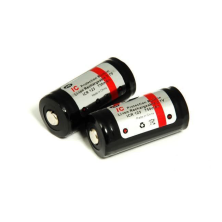 Акумулятор 16340 (CR123) 750 mAh AW( захищений), потертості і подряпини на корпусі