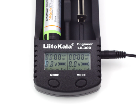 Зарядний пристрій LiitoKala Lii - 300 battery charger