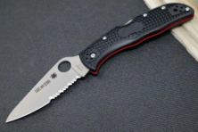 Ніж Spyderco Endela Thin Red Line, напівсеррейтор