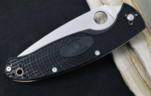 Ніж Spyderco Resilience FRN, полусеррейтор