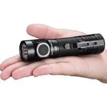 Фонарь Nitecore E4K (Cree XP-L2 V6 LED, 4400 люмен, 8 режимов, 1x21700), комплект
