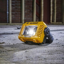 Ліхтар DeWALT DCL077