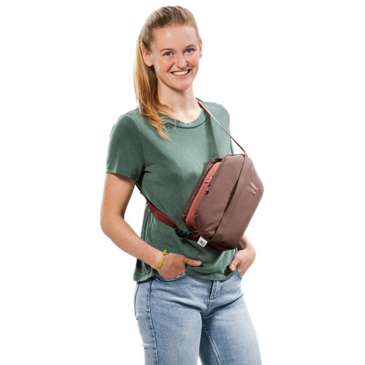 Сумка через плече DEUTER Passway 2 колір 6507 raisin-caspia