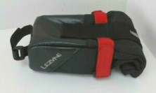 Підсідельна сумка Lezyne MID Caddy 0,8 л Y13 чорна