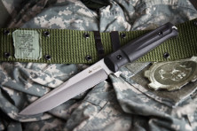 Ніж Kizlyar Supreme Alpha сатин, сталь AUS8, Камо піхви