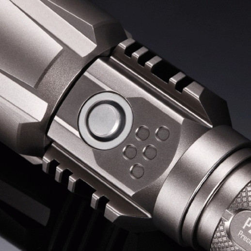 Кишеньковий ліхтар Nitecore P25 SMILODON, 960 люмен, чорний