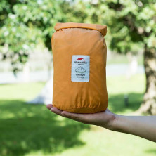 Тент туристичний Naturehike 210T polyester 4,25х2.55м 0,66 кг orange (NH15T003-M)