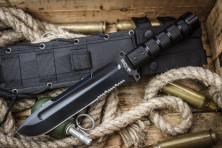 Ніж Kizlyar Supreme Survivalist Z, сталь AUS8, Black Titanium