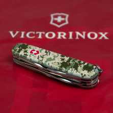 Ніж Climber Army 91мм/14функ /Піксель з черв. Лого