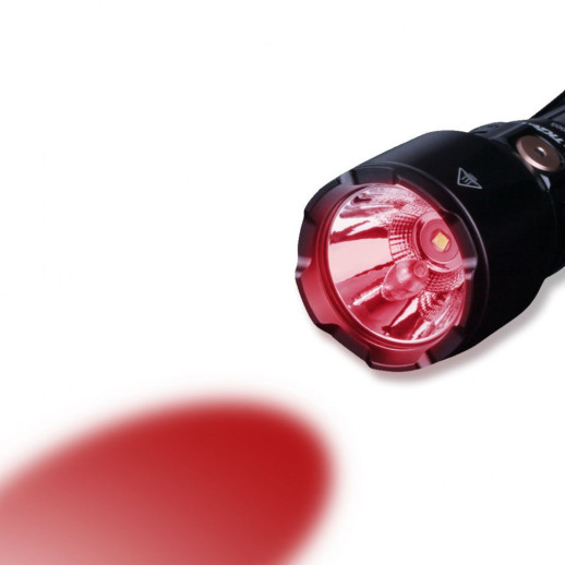 Ліхтар ручний Fenix TK26R (Пошкоджена упаковка / подряпини на корпусі / заміна USB заглушки / ремонт міжконтактних з'єднань)
