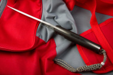 Ніж Kizlyar Supreme Croc сатин, сталь D2, Камо піхви