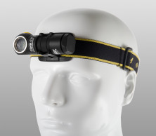 Ліхтар Armytek Tiara C1 Pro Magnet USB XP-L (F00403SC)