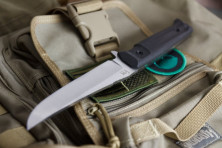 Ніж Kizlyar Supreme Croc сатин, сталь AUS8, Камо піхви