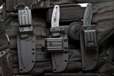 Ніж Kizlyar Supreme Urban сірий, сталь D2, рукоять микарта