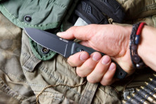 Ніж Kizlyar Supreme Urban чорний, сталь AUS8, рукоять микарта