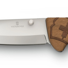 Складаний ніж Victorinox EVOKE Wood 0.9415.D630