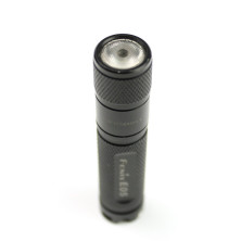 Ліхтар Fenix E05, потертості на корпусі