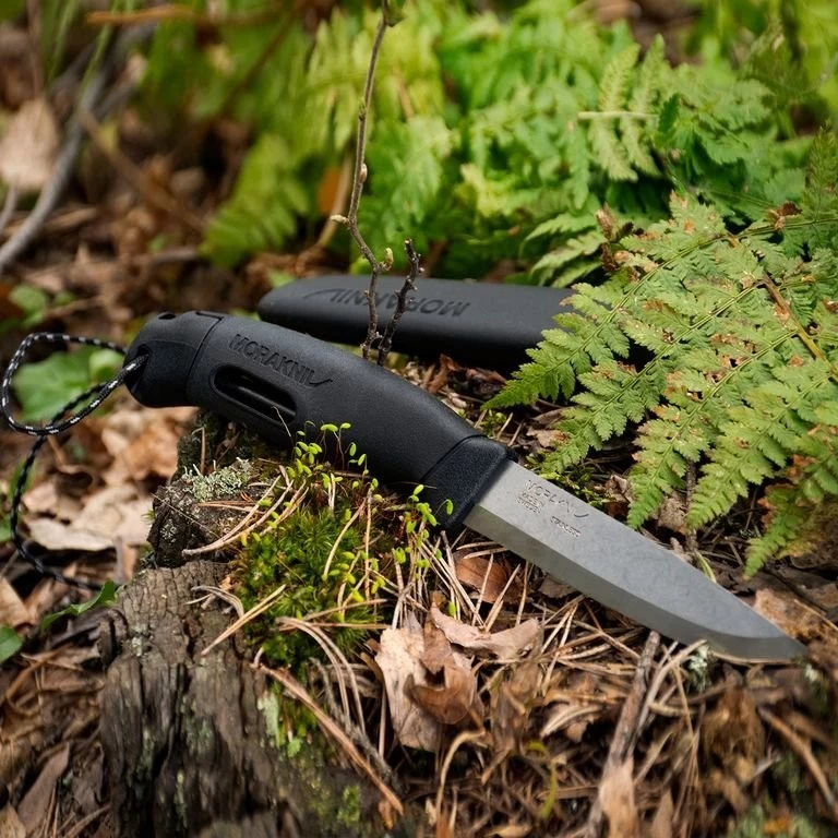 Ніж туристичний Morakniv Companion Spark Black 13567, нержавіюча сталь, кресало, чорний