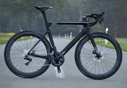 Велосипед Merida reacto 8000-e l(56cм) matt ud(shiny black/chrome)
