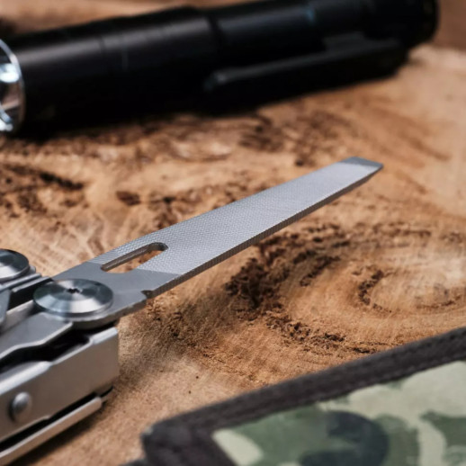 Мультитул Ganzo G303 с чехлом Molle и битами, 21 функция