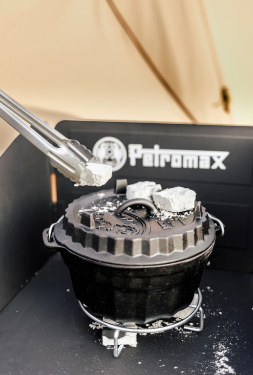 Брикеты угольные Petromax Cabix Plus Briquettes for Dutch Oven and BBQ 3 кг