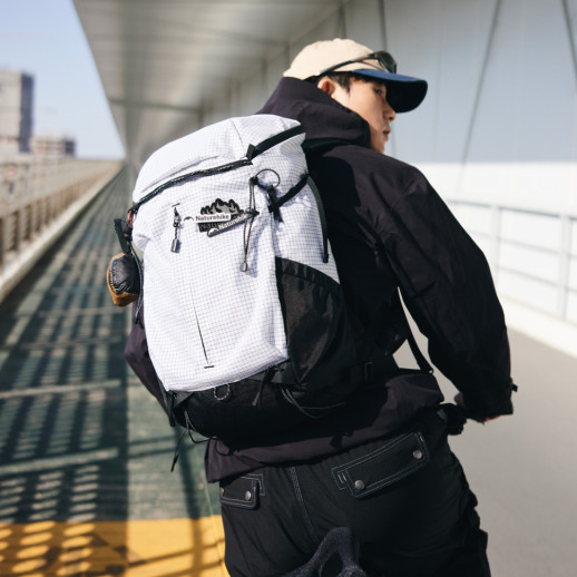 Рюкзак туристический Naturehike Helium CNK2300BB017, 25 л, белый