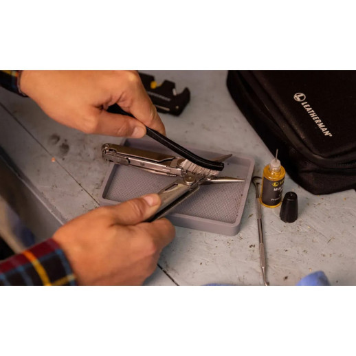 Комплект для обслуживания и хранения инструментов Leatherman 833031