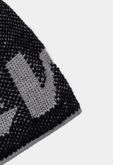 Шапка Salewa AGNER WO BEANIE - черная