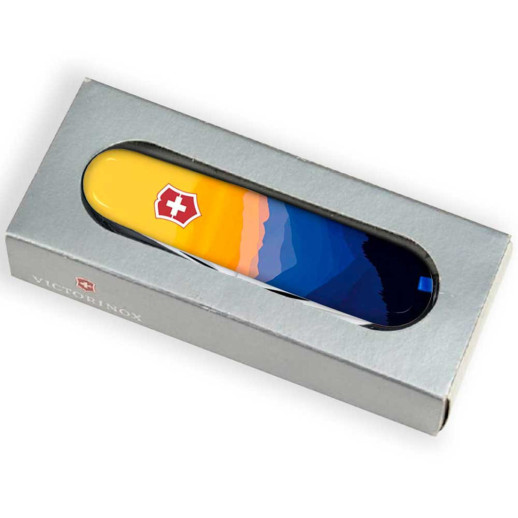 Складной нож Victorinox CAMPER UKRAINE Горный пейзаж